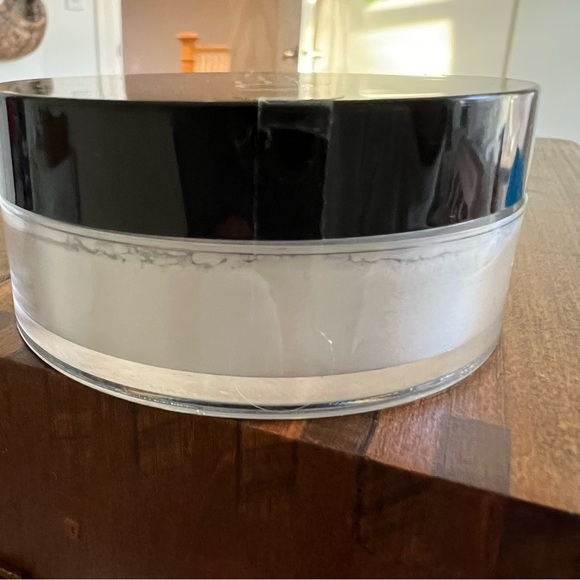 AFFECT Loose Rice Powder Matt-Effect Transparent Setting Matte Makeup - Picture 5 of 5